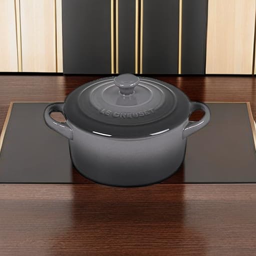 Stoneware Mini Round Cocotte