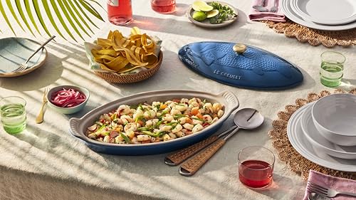 Stoneware Heritage Fish Baker