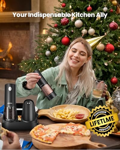 Electric Salt and Pepper Grinder Set with Rechargeable Base (Black / Set)