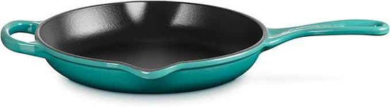 Le Creuset Enameled Cast Iron Signature Round Skillet, 9", Riviera
