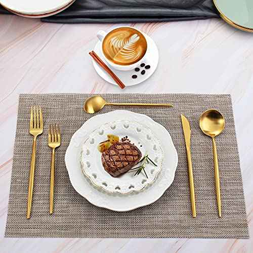 Matte Gold Silverware Set (8 Count)