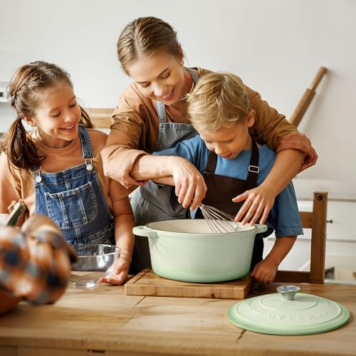 Enameled Cast Iron Dutch Oven (4.5 Quart / Verdant)