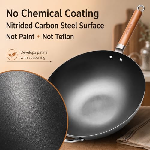 14.2" Carbon Steel Wok with Lid (14.2")