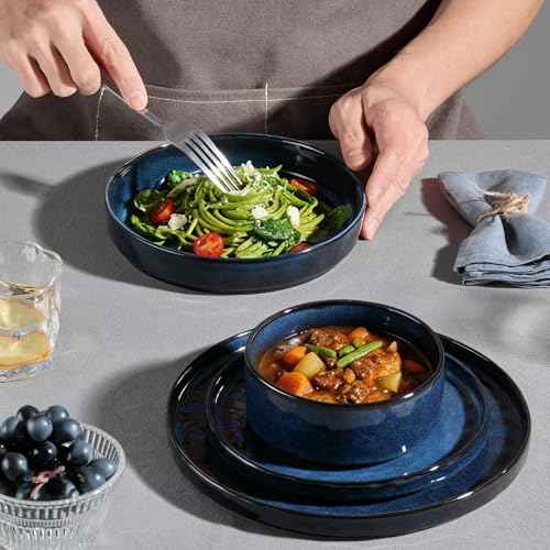 Stoneware Dinnerware Set (16 Count)