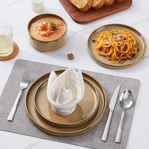 24 Piece Stoneware Dinnerware