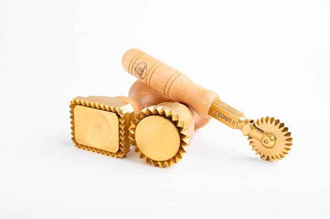 La Gondola Set of 3 Pasta Tools - Square Festooned 1.77x2.16in & Round Festooned 1.97in Ravioli Stamps & Pasta Cutter Festooned Wheel | Brass & Natural Wood | Easy to Use | Pasta Cutters Made in Italy
