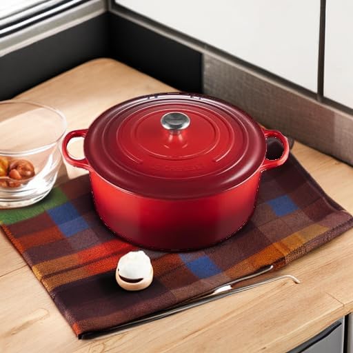 Enameled Cast Iron Round Dutch Oven