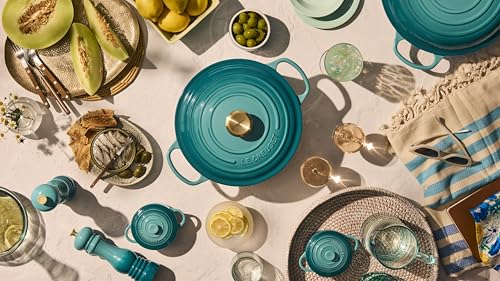 Enameled Cast Iron Round Dutch Oven