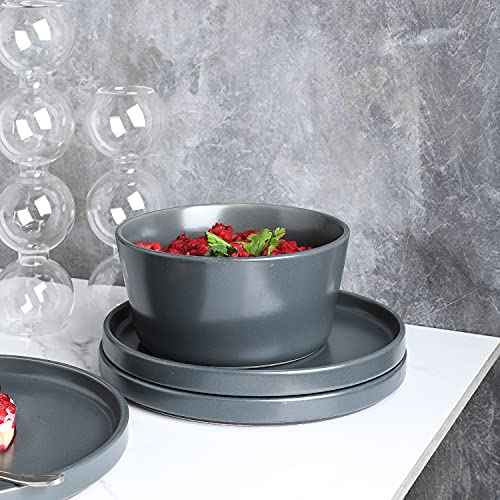 32 Piece Stoneware Dinnerware Set (32 Count)