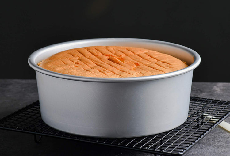 2 Pack 8 Inch Aluminum Round Cake Pan with Removable Bottom (2 Count)