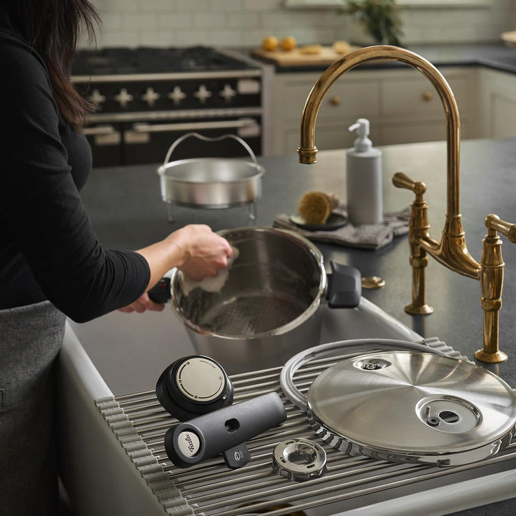 Vitavit Premium Pressure Cooker with Steamer Insert
