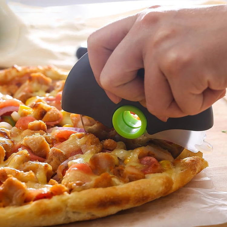 Pizza Cutter Wheel with Protective Blade Cover (4 Count)