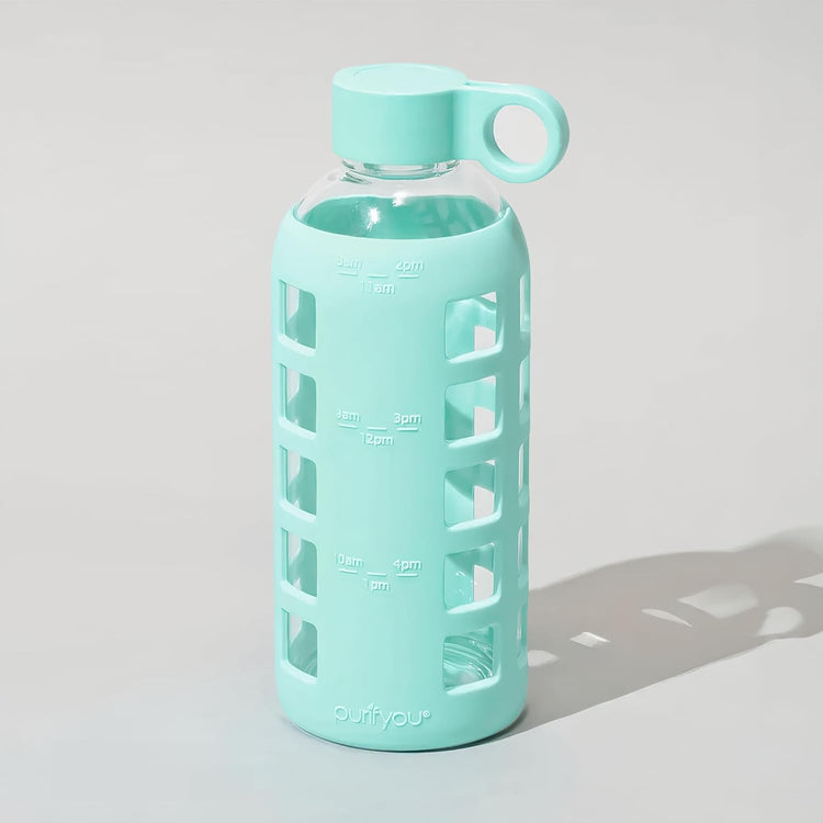 purifyou 40oz / 32oz / 22oz / 12oz Borosilicate Glass Water Bottle with Time & Volume Markers, Silicone Sleeve, Stainless Steel Lid – Reusable Glass Bottle for Water & Juice (22oz Glow-in-the-Dark)