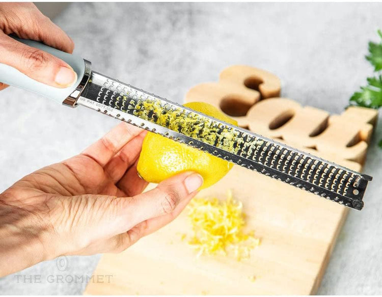 Microplane Premium Classic Citrus Zester and Parmesan Cheese Grater (Purist Blue)