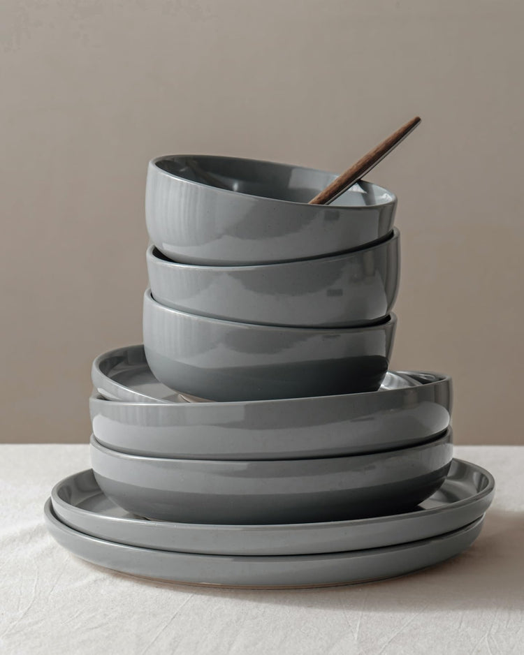 Milkyway 18 Piece Stoneware Dinnerware Set
