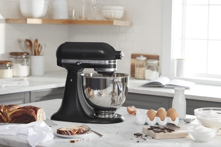 KitchenAid Artisan Series 5 Quart Tilt Head Stand Mixer with Pouring Shield KSM150PS, Matte Black