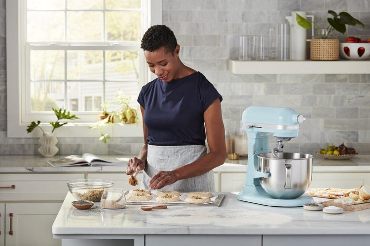 7 Quart Bowl Lift Stand Mixer with Accessories