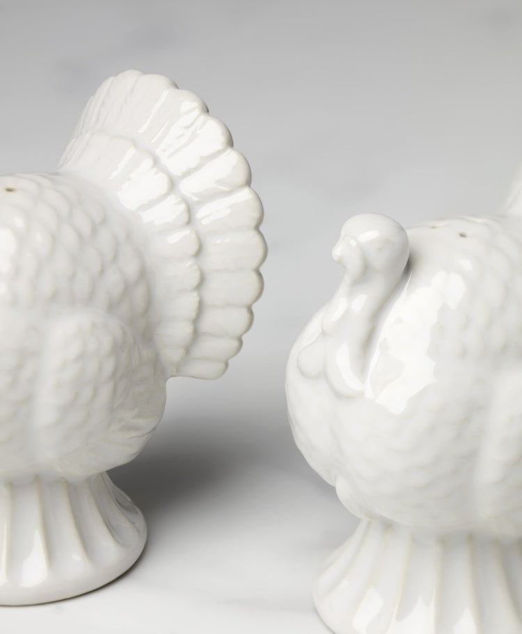 898334 French Perle Carved Turkey Salt & Pepper Set (2 Count)