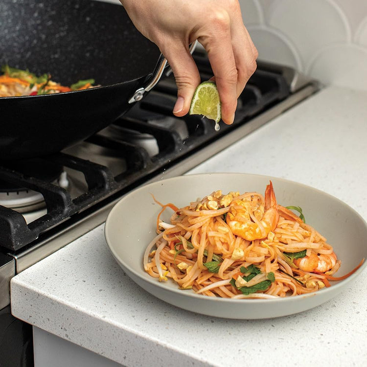 Basalt Aluminized Steel Spun Wok