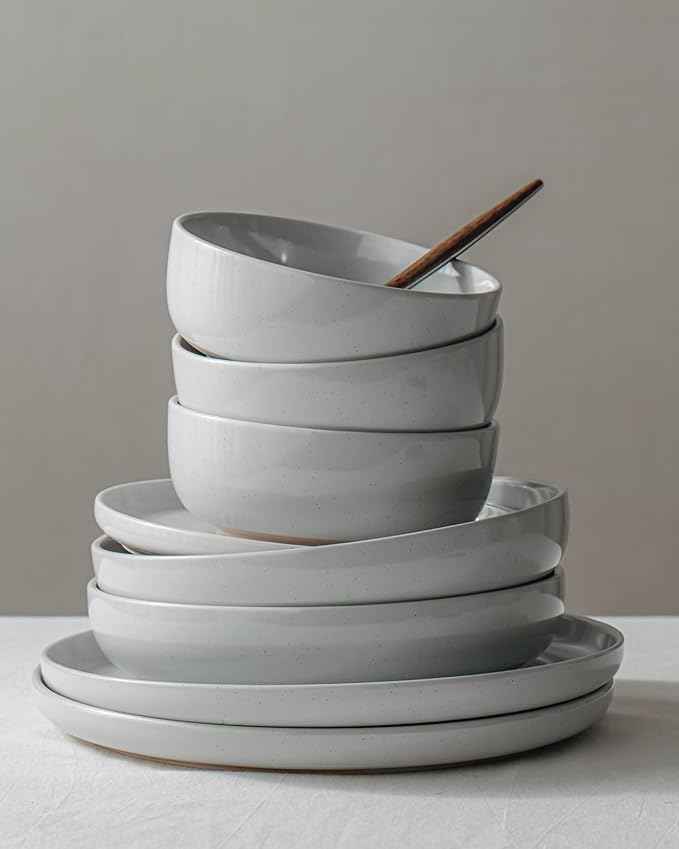 Famiware Milkyway Stoneware Dinnerware Sets with Mugs, Service for 4 (16pcs), Plates and Bowls Sets, Scratch Resistant, Microwave and Dishwasher Safe Dishes Set, Light Gray