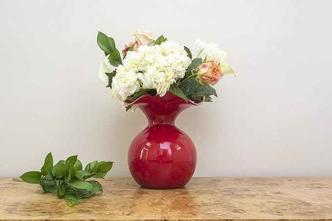 Hibiscus Glass Red Medium Fluted Vase
