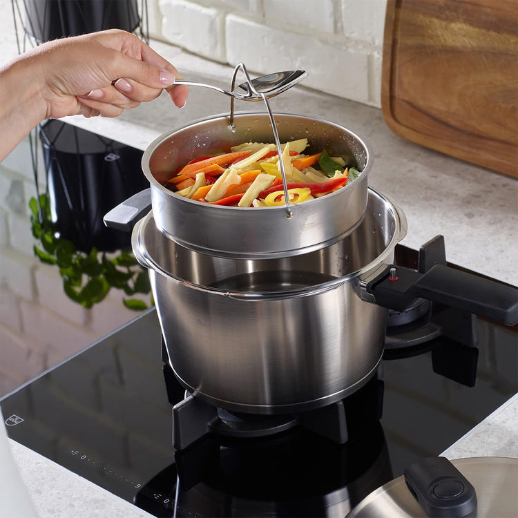 Vitavit Premium Pressure Cooker with Steamer Insert