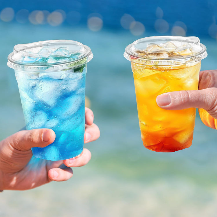 100 Pack 16 oz Clear Plastic Cups with Sip Lids (100 Count)