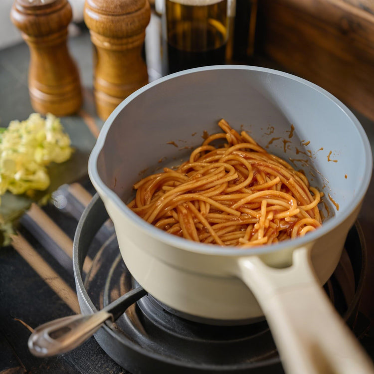 1.6 Quart Sauce Pan with Lid