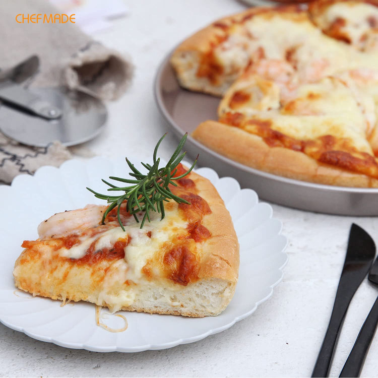 Pizza Pan, 9-Inch Non-Stick Pancake Bakeware for Oven Baking (Champagne Gold)