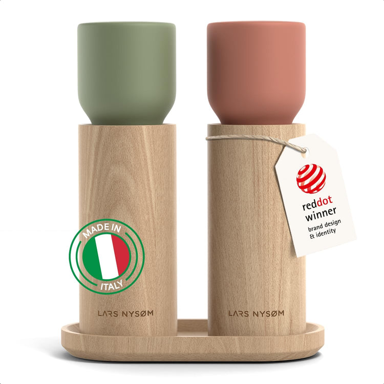 LARS NYSØM Wooden Salt and Pepper Grinder Set Manual with Tray - Salt and Pepper Mills with Adjustable Ceramic Grinder - Elegant Beechwood Pepper and Salt Mill Set for Dining Table (Red/Green)
