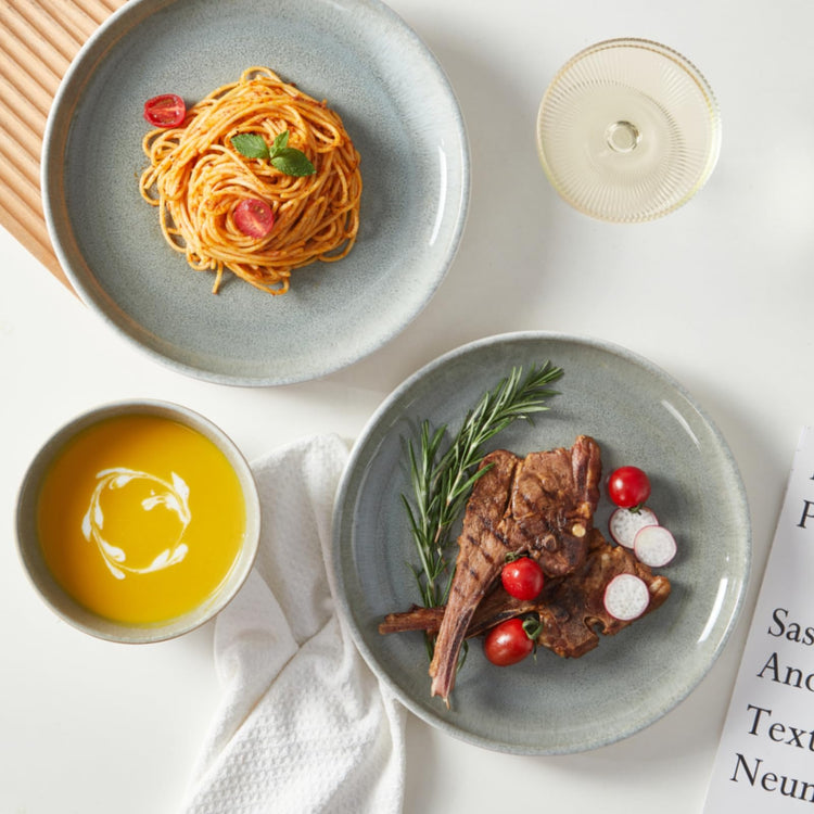 Stoneware Dinnerware Sets for 4 (16 Count)
