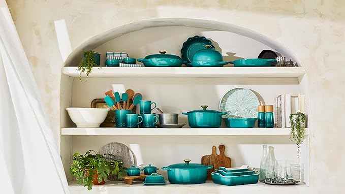 Le Creuset Stoneware 9" Heritage Pie Dish, Riviera