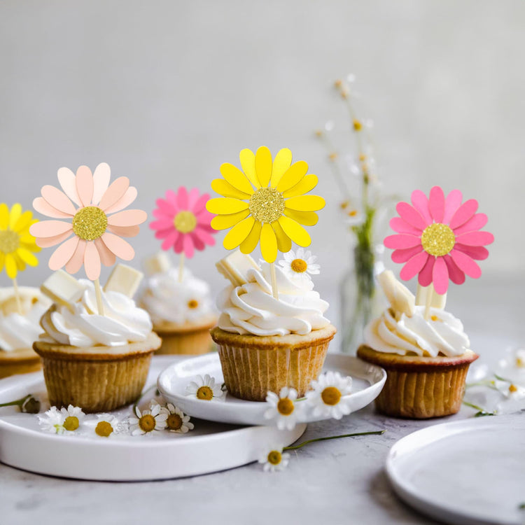 24Pcs Daisy Cupcake Toppers Daisy Cake Decorations Chrysanthemum Cupcake Toppers Spring Daisy Flower Cake Picks for Birthday Wedding Supplies Multicolor 3 (24 Count)
