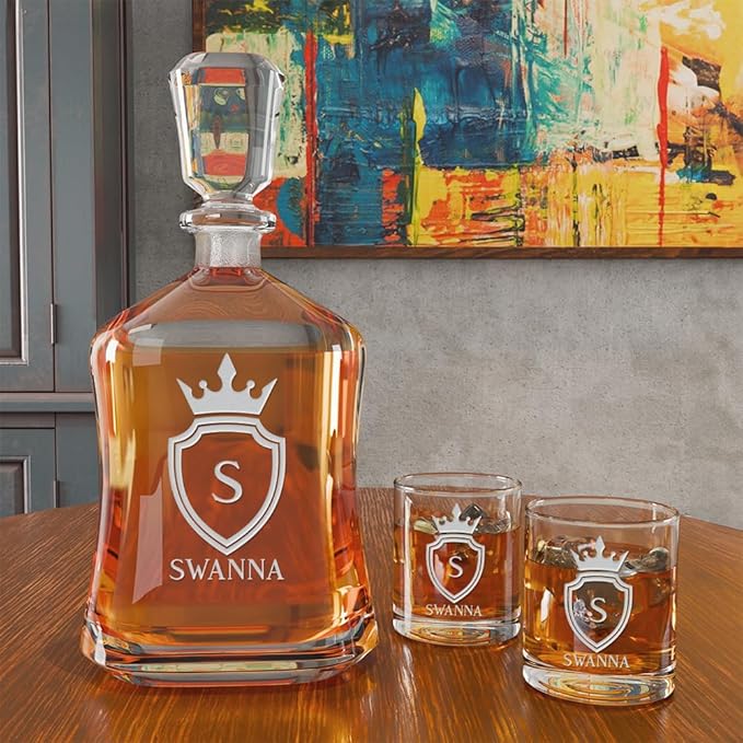 Personalized Whiskey Decanter - 4 Designs - Birthday Gifts for Men 2025, Dad, Husband, Him, Boyfriend - Men Whiskey Gifts - Personalized Gifts for Men - Bourbon, Scotch Gifts - Fathers Day Gift Ideas