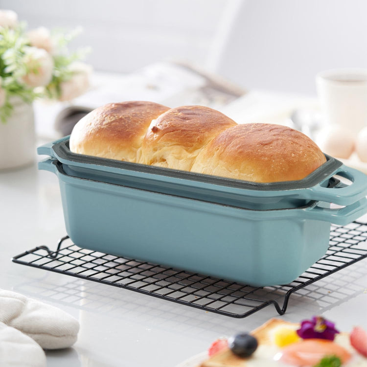 Bread Pan Cast Iron Loaf Pan with Lid Bread Loaf Pan 8.5x4.5 Inch Loaf Pan Enameled Cast Iron Sourdough Loaf Pan