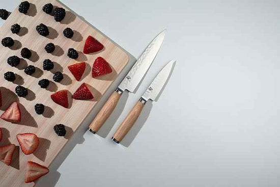 Shun Premier Blonde 3 Piece Starter Set, Includes 8" Chef, 4" Paring & 6.5" Utility Knives, Handcrafted Japanese Knife Set, Damascus Stainless Steel Cladding, Pakkawood Handle