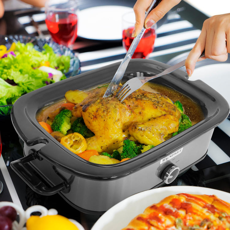 Magnifique 4 Quart Slow Cooker with Casserole Manual Warm Setting
