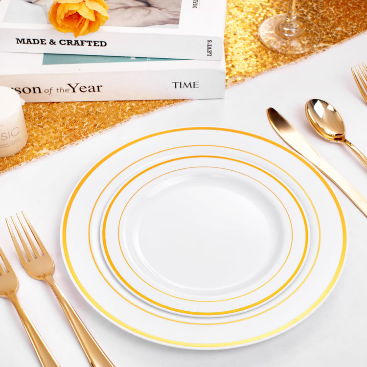 60PCS Gold Plastic Plates (60 Count)