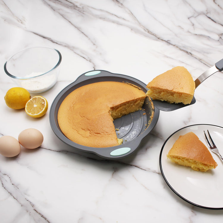 9 Inch Silicone Round Cake Pans (2 Count)