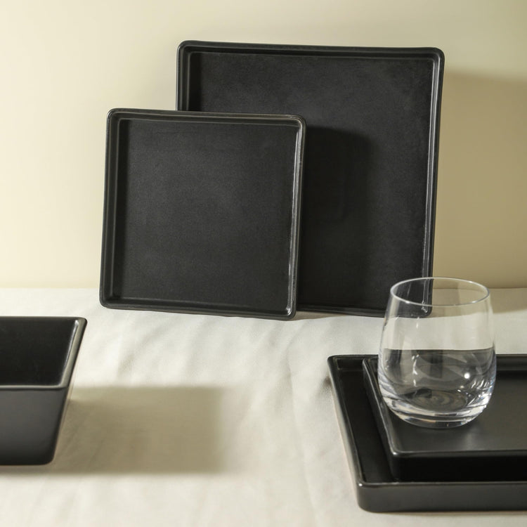 Grace Square Stoneware Dinnerware Set (24 Count)