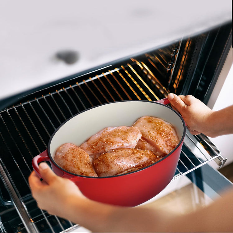 7 Quart Oval Dutch Oven with Lid