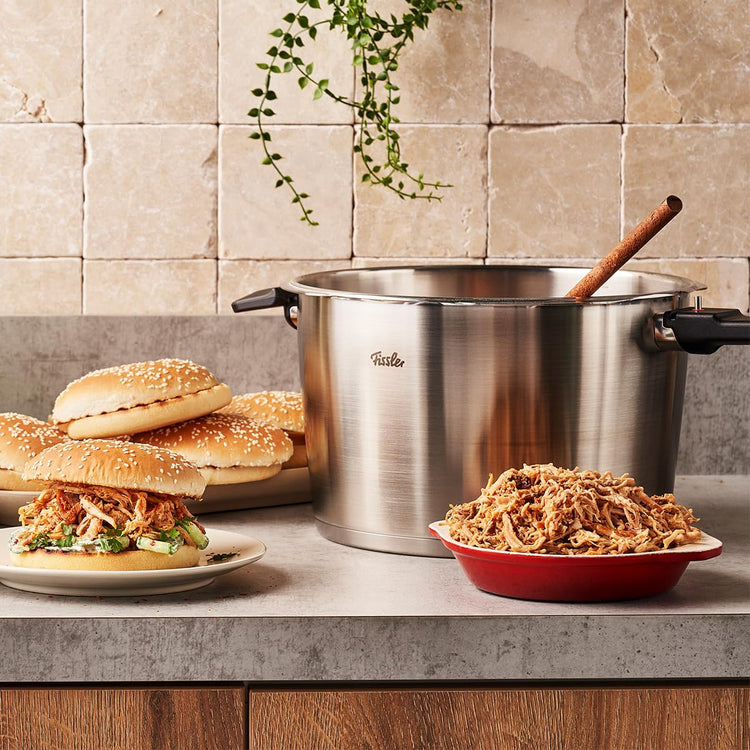 Vitavit Premium Pressure Cooker with Steamer Insert
