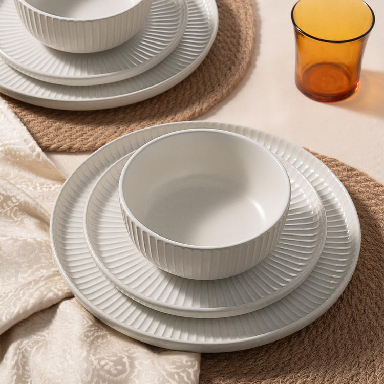Stoneware Dinnerware Sets for 6 (18 Count)