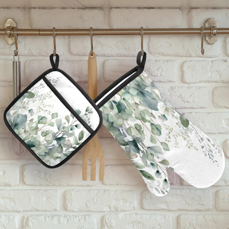 Sage Green Eucalyptus Oven Mitts and Pot Holders Sets (2 Count)