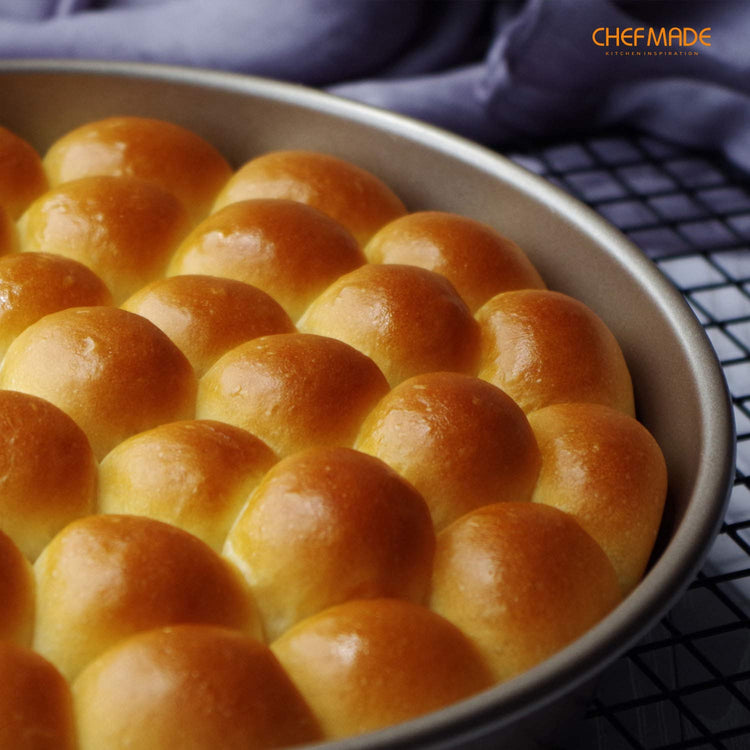 9 Inch Round Cake Pan