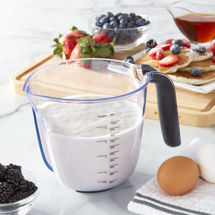 Universal Easy View Angled Measuring Cups
