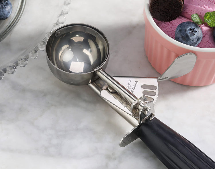 Commercial Grade Thumb Press Food Disher
