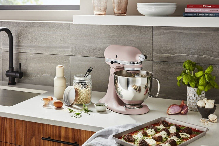 Artisan, 5-Qt Tilt Head Stand Mixer, KSM150PS, Feather Pink