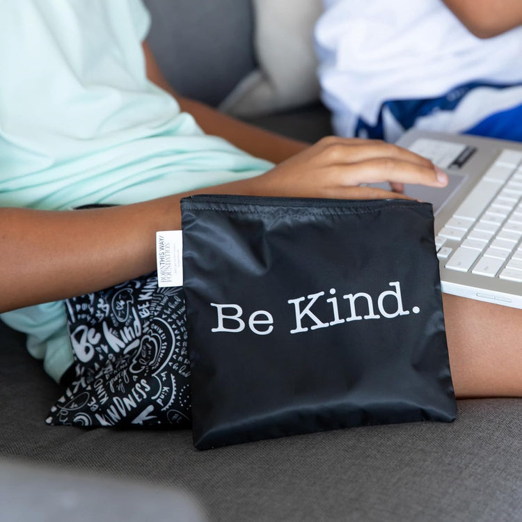 Bumkins - Cloth Snack & Sandwich Bags - For Storage, Travel, Food Prep, Lunch - Reusable, Water Resistant, Washable, Dishwasher Safe - Snack Bags for Kids - Zipper Closure - BTWF Be Kind - 4 Pack