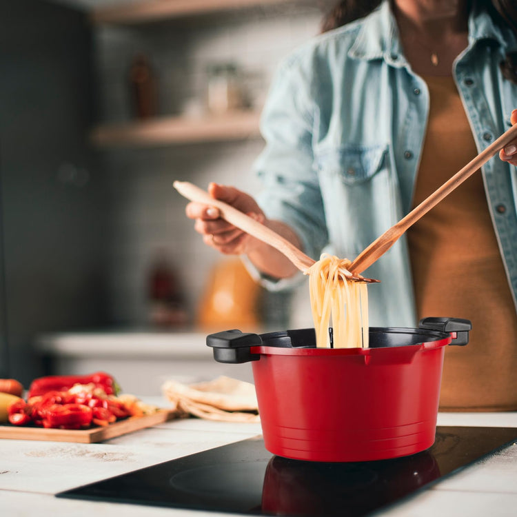 5.0qt Pasta Pot with Strainer Lid